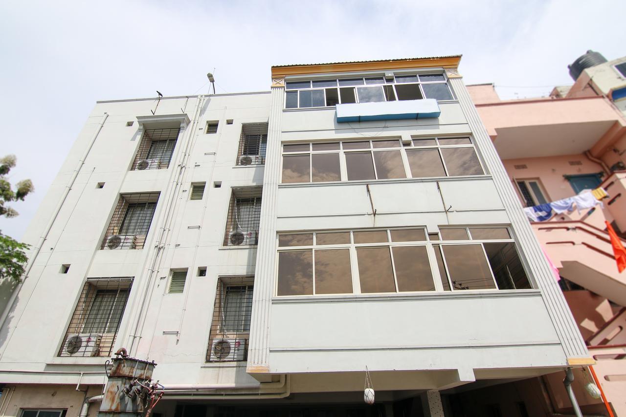 Oyo 9207 Chakri Guest House 维沙卡帕特南 外观 照片