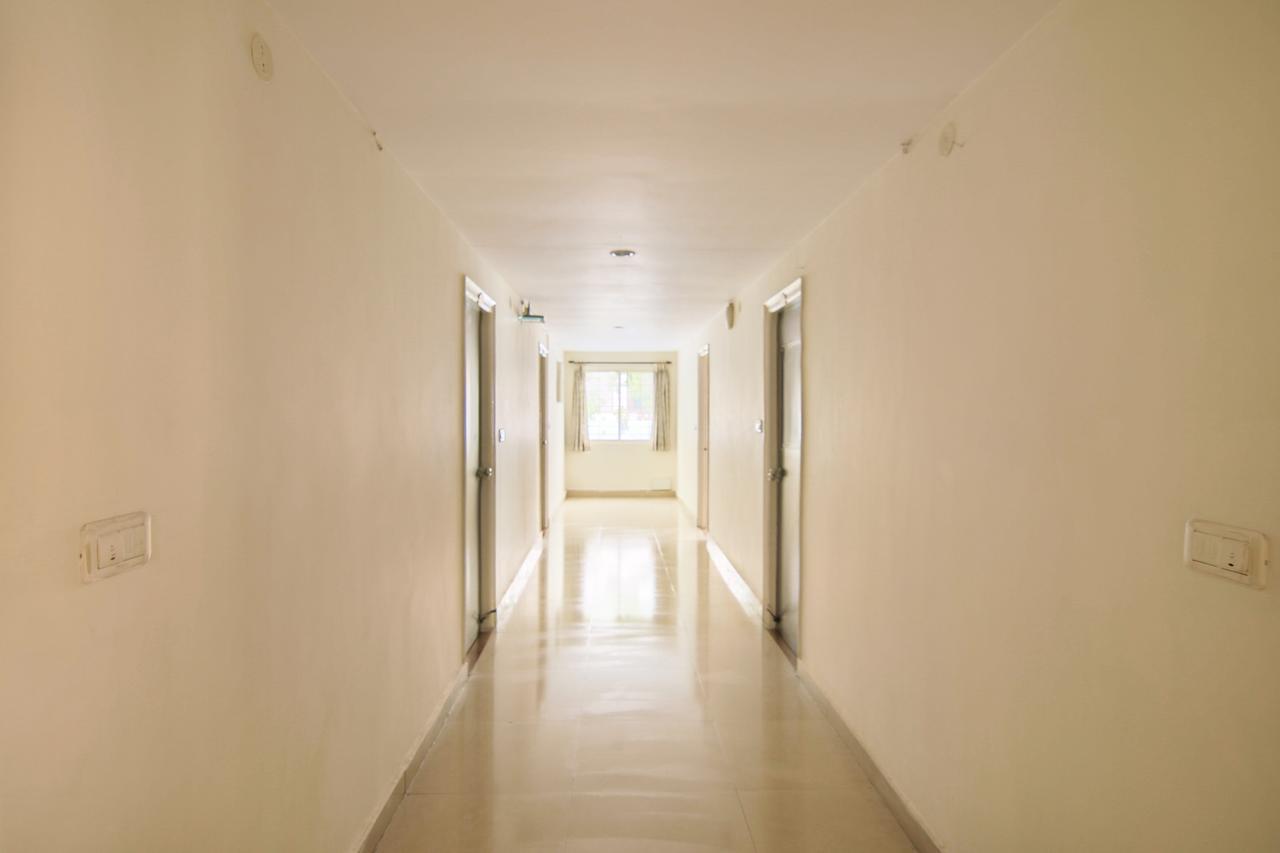 Oyo 9207 Chakri Guest House 维沙卡帕特南 外观 照片