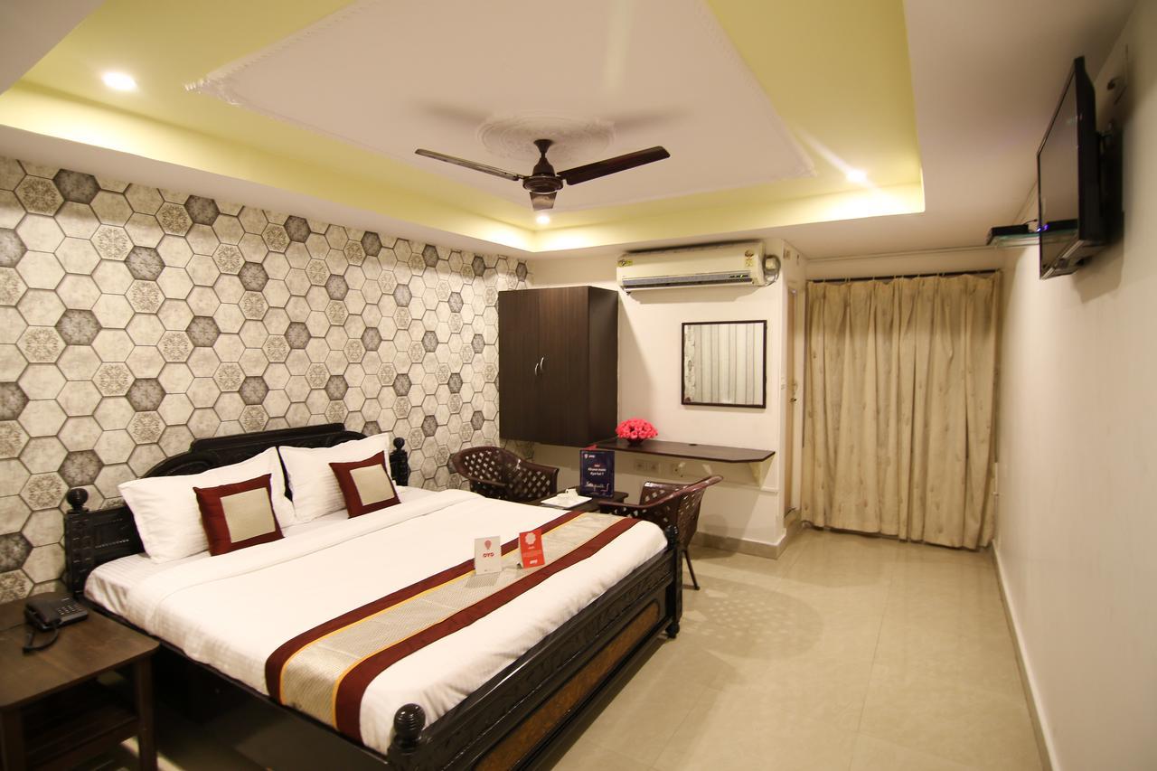 Oyo 9207 Chakri Guest House 维沙卡帕特南 外观 照片